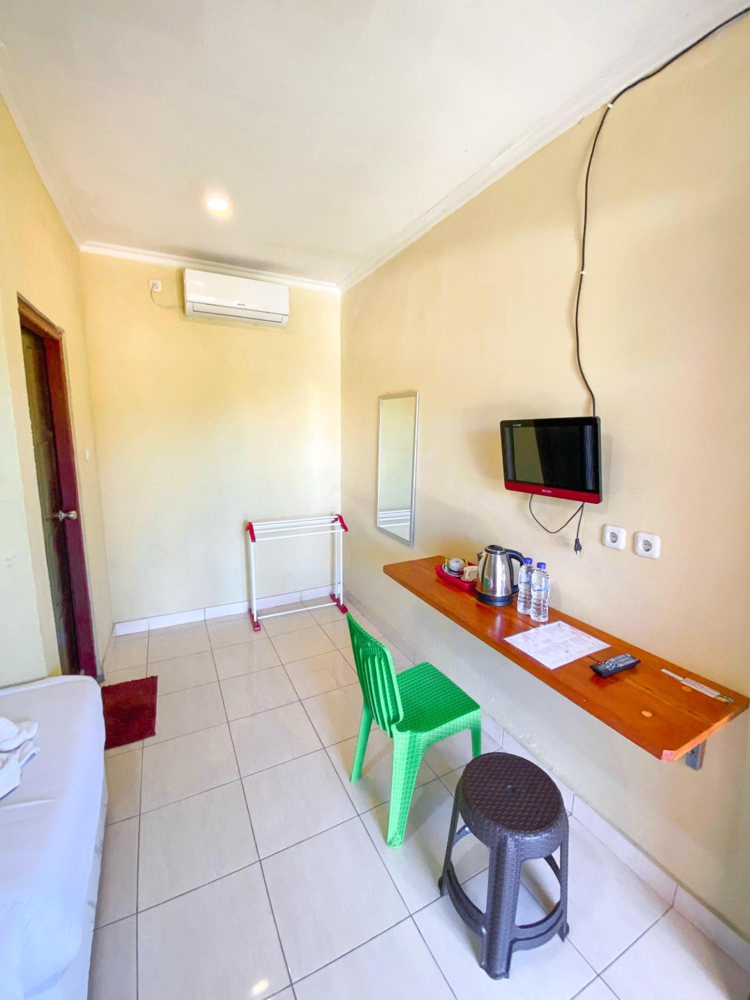 Fx72 Labuan Bajo Hotel المظهر الخارجي الصورة