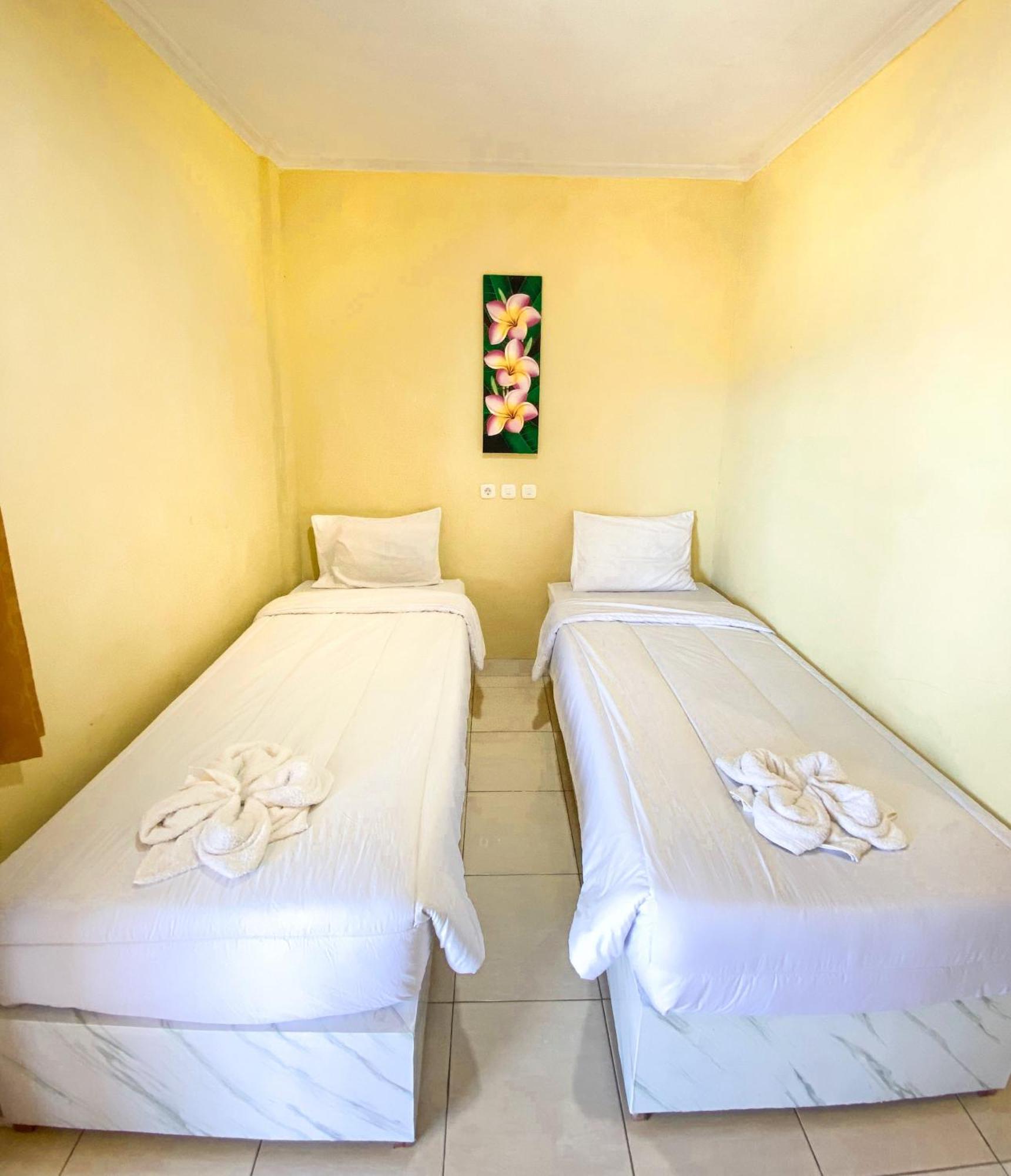 Fx72 Labuan Bajo Hotel المظهر الخارجي الصورة